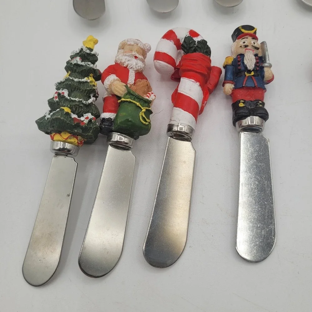 Lot Of 17 Stainless Steel Christmas Themed Butter/Cheese Spreader Holiday Party‎